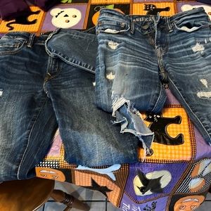Bundle of 2 pairs or Mens American eagle jeans